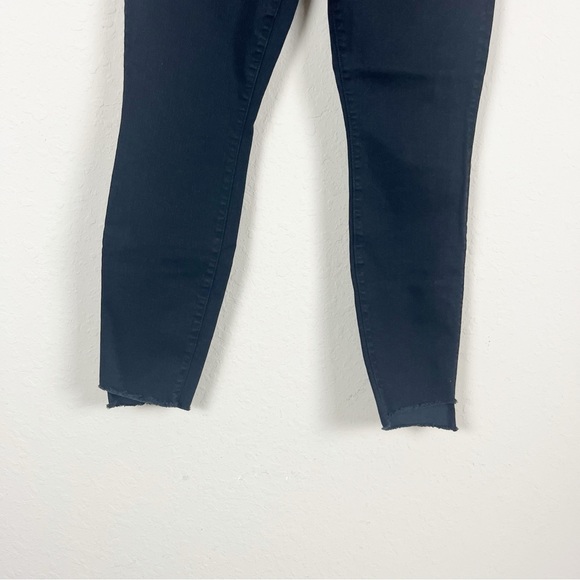 Mother The Stunner Zip Ankle Step Fray Jeans In Not Guilty Black Size 27 - Picture 3 of 7